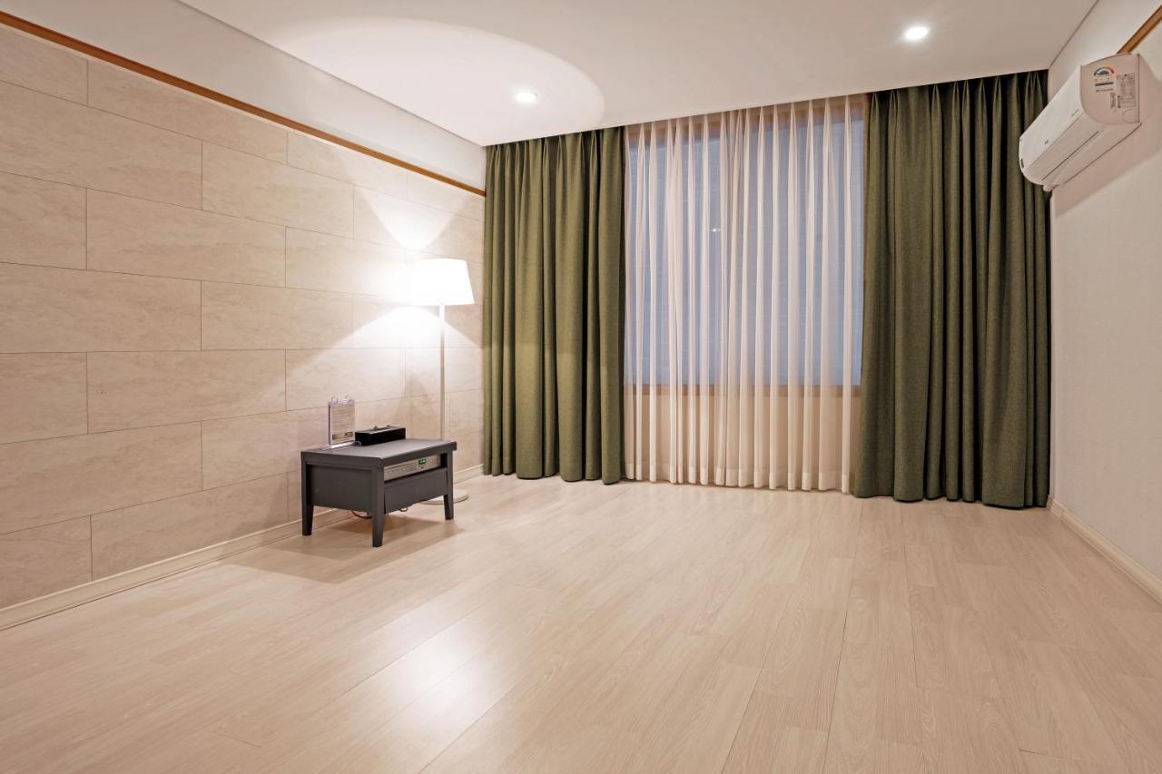 Hotel Homefourest Кодже Номер фото